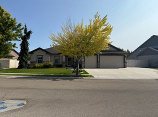 722 W Arbor Pointe Way, Nampa, ID 83686