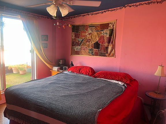 Bedroom for rent (private) _ 6th floor