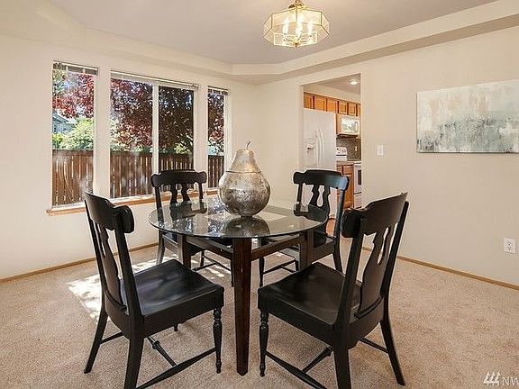 3rd image of 3702 46th Ave NE