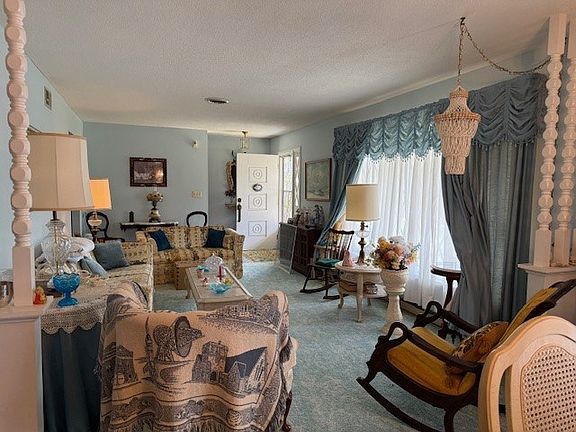 3rd image of 4214 Sunnywood Dr