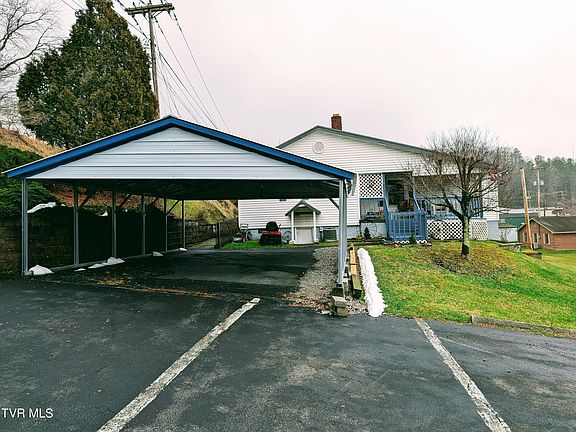 3rd image of 276 McClure Ave