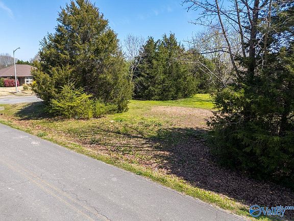 5th image of 40 Brockway Rd