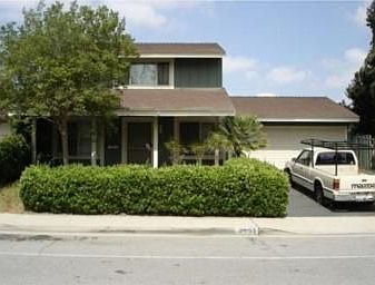 1st image of 2653 Greenleaf Dr