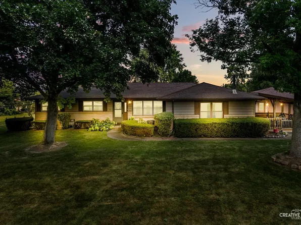 51 Dawn Ave, Plano, IL 60545