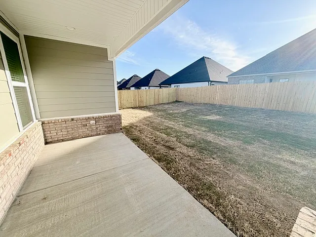502 Calico Ave — Photo 16