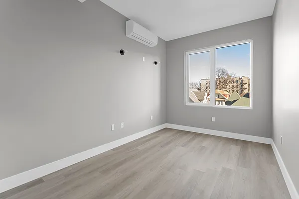 Rented by Skyhigh Realty NYC LLC | media 6
