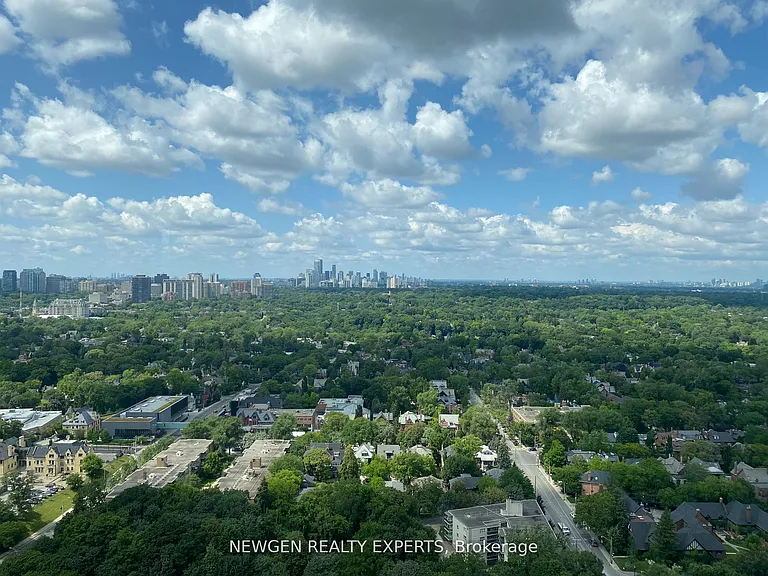 395 Bloor St E #3004 — Photo 11