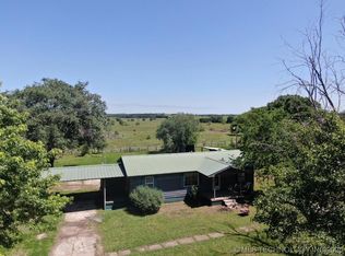 824 W Houston St, Okemah, OK 74859