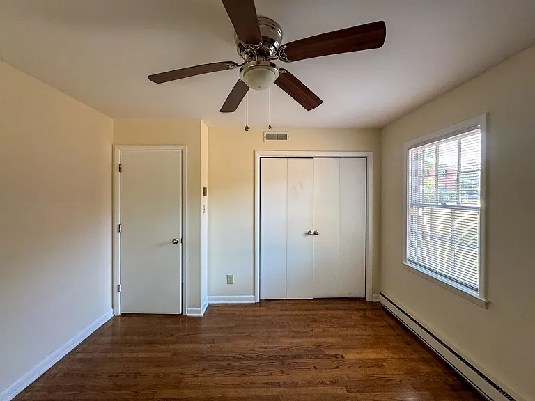 1110 W Rowan St #1 — Photo 14