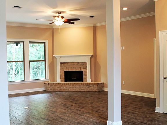 4th image of 509 Nelson Ct