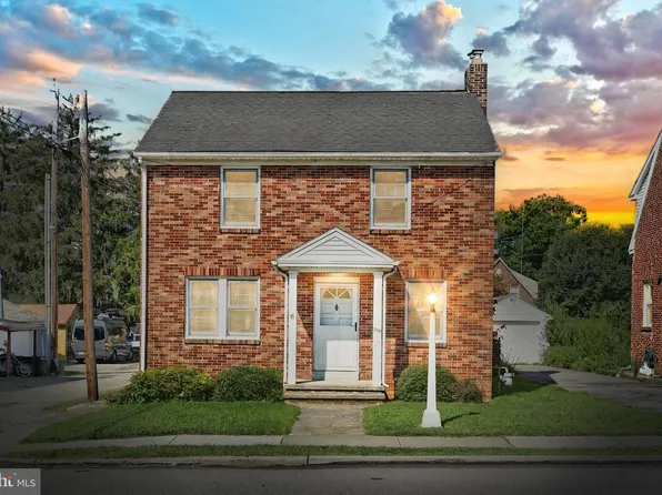 208 S Forney Ave, Hanover, PA 17331