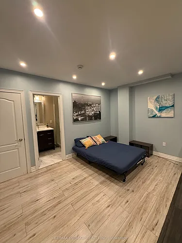 1166 Glengrove Ave W #2 Photo 1