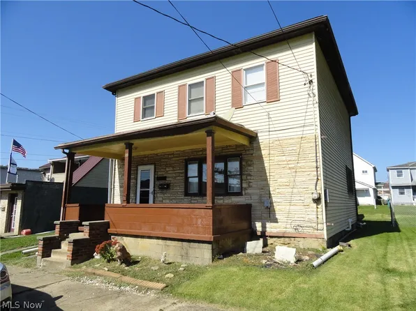 99 24th St, Wellsburg, WV 26070