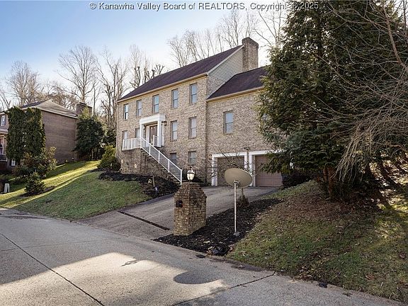 2nd image of 507 Woodbridge Dr