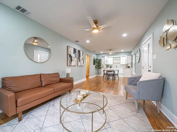 162 NEW HAVEN DR, San Antonio, TX 78209