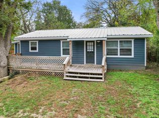 103 W College St, Big Sandy, TX 75755