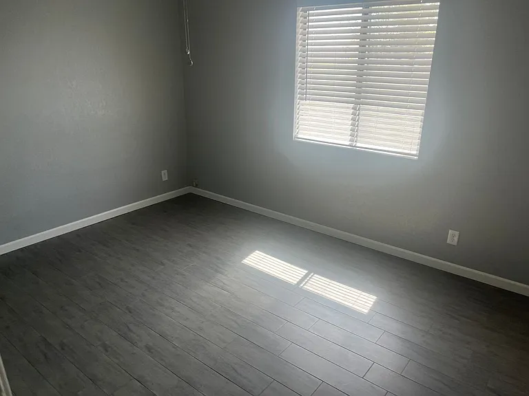 131 Voyager Ln — Photo 13