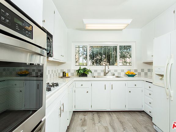 2nd image of 3166 S Sepulveda Blvd Unit 21