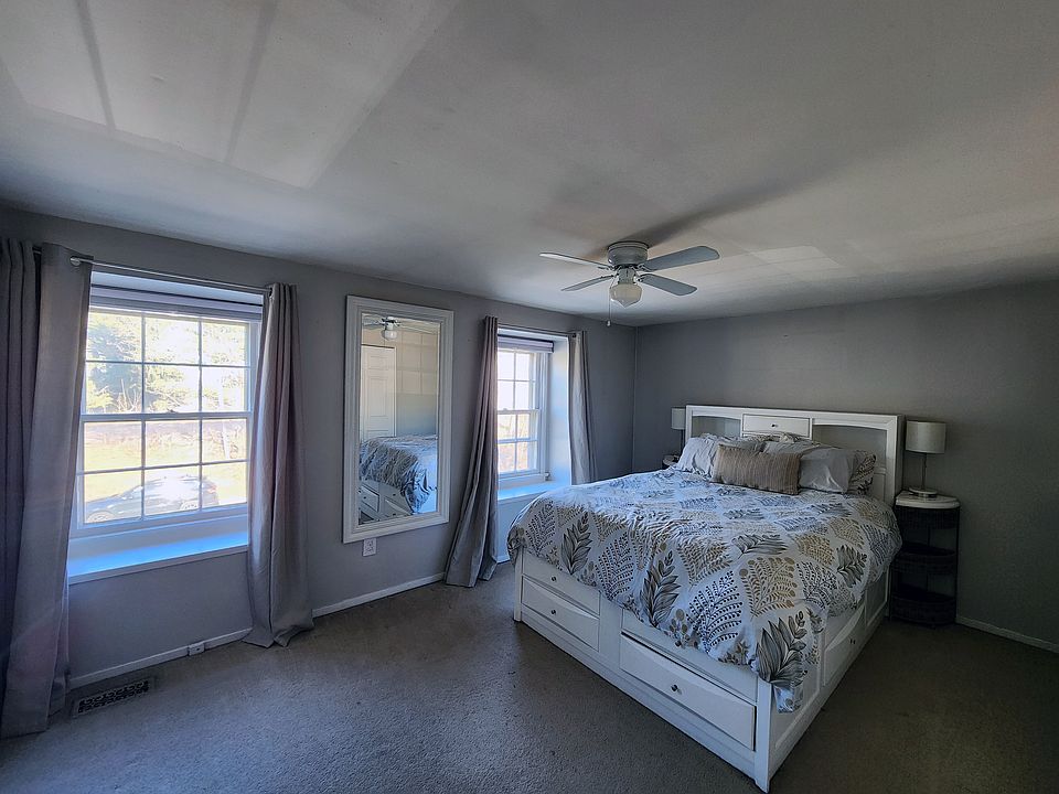 1st image of 5740 Yellowrose Ct
