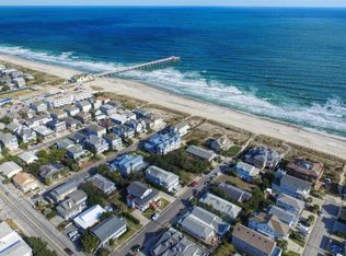 11 E Fayetteville St, Wrightsville Beach, NC 28480