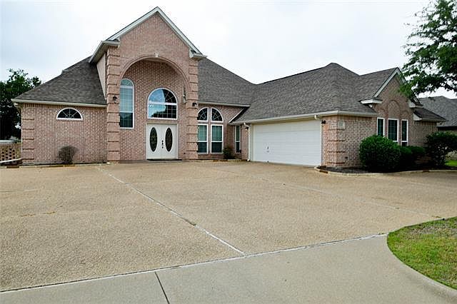 1st image of 1211 Mallard Way