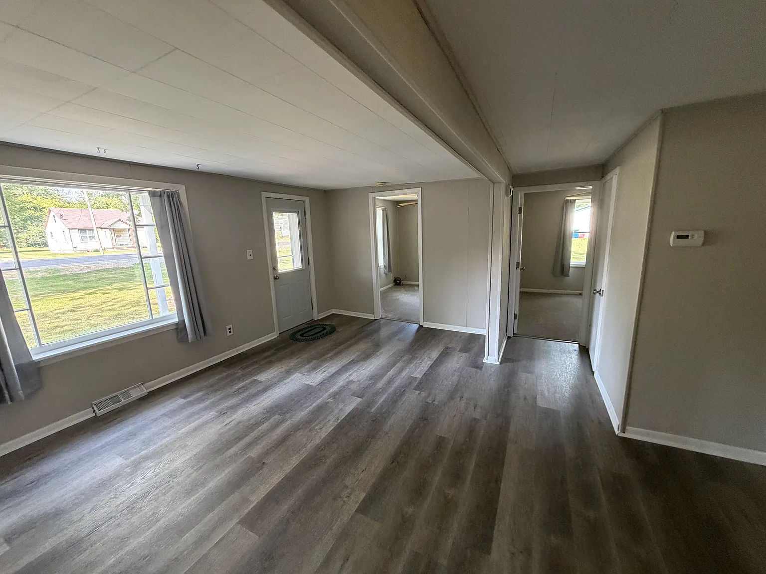 895 Schust Rd — Photo 2