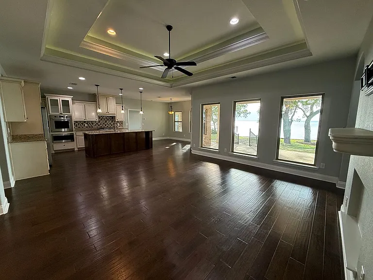 6148 E Bay Blvd — Photo 4