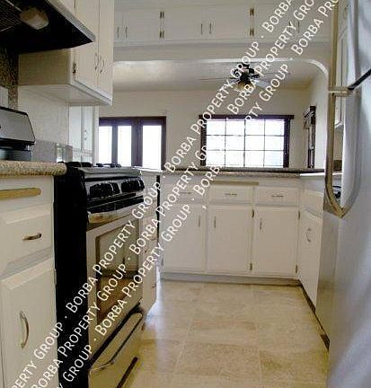 5th image of 235 Glendora Ave #B