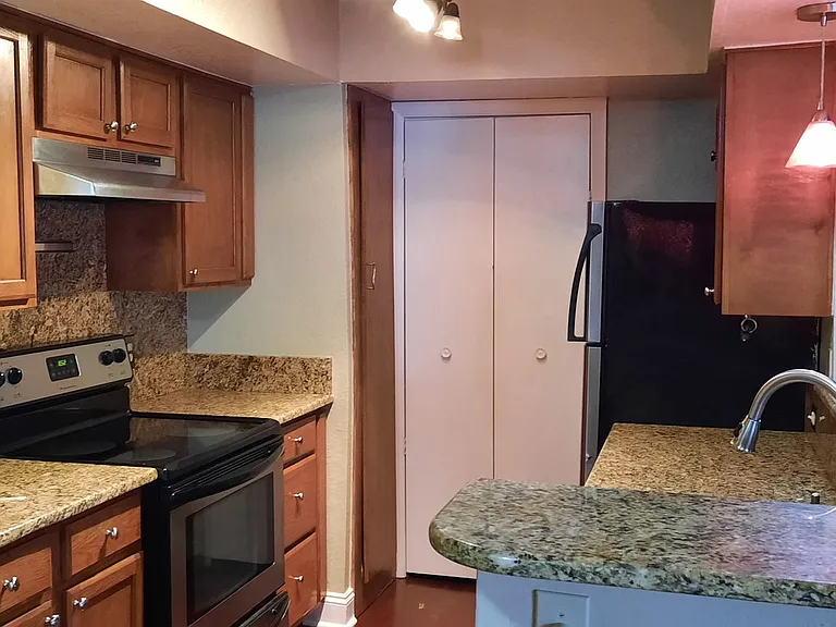 4200 Thornbriar Ln #E306 — Photo 6