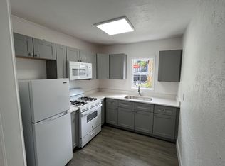 615 Dora St, New Smyrna Beach, FL 32168