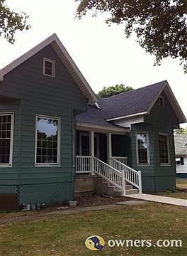New paint - Fall 2013, new concrete porch 2012