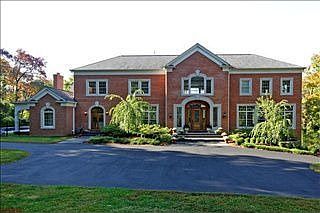 1st image of 2 Huntleigh Woods