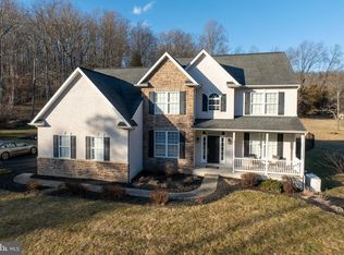 2477 Deep Creek Rd, Perkiomenville, PA 18074