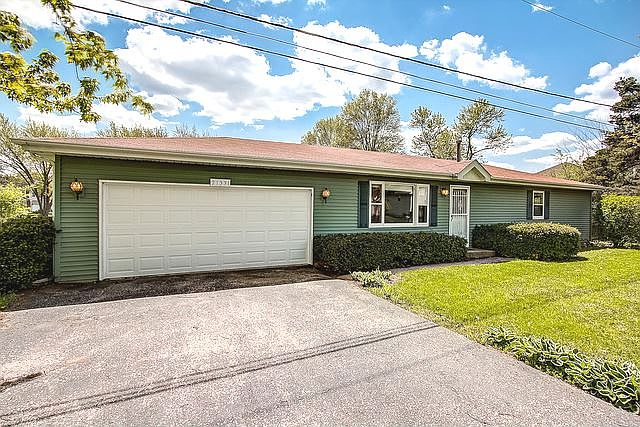 1st image of 21331 W Highland Dr
