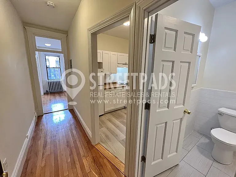 33 Park Dr #12 — Photo 19