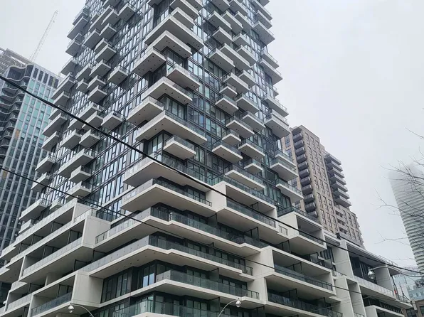 77 Shuter St #603, Toronto, ON M5B 0B8