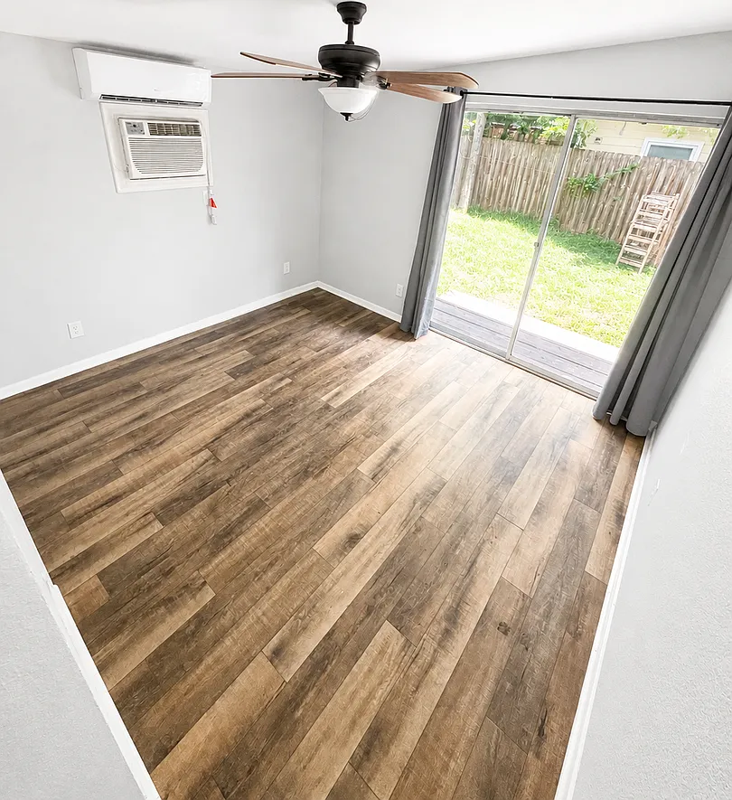 5400 Harmon Ave — Photo 4