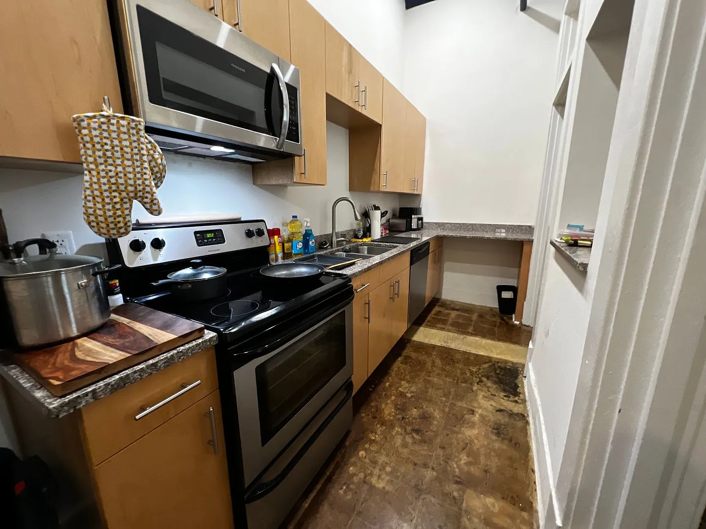 8832 Abilene Rd APT 6 photo 1