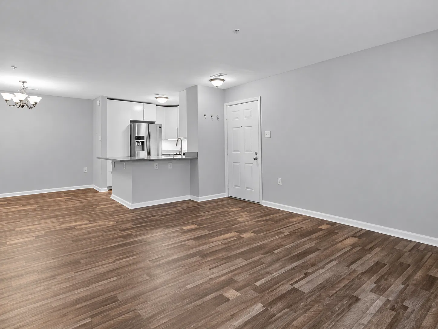 2 bed, 1070 sqft, $2,350 — Photo 4