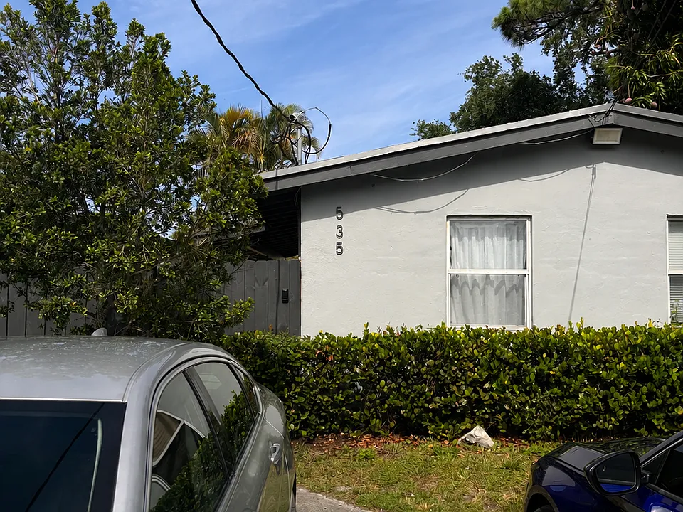 535 NW 13th Ave #2