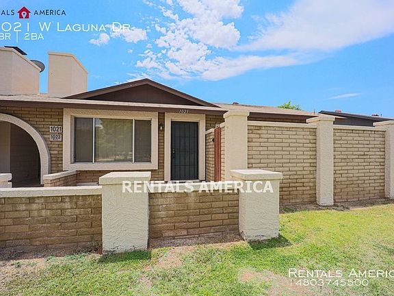 4th image of 1021 W Laguna Dr