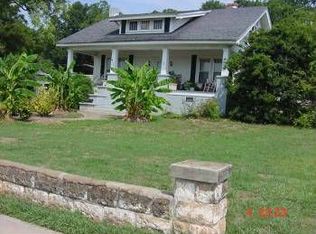 411 N East Main St, Easley, SC 29640