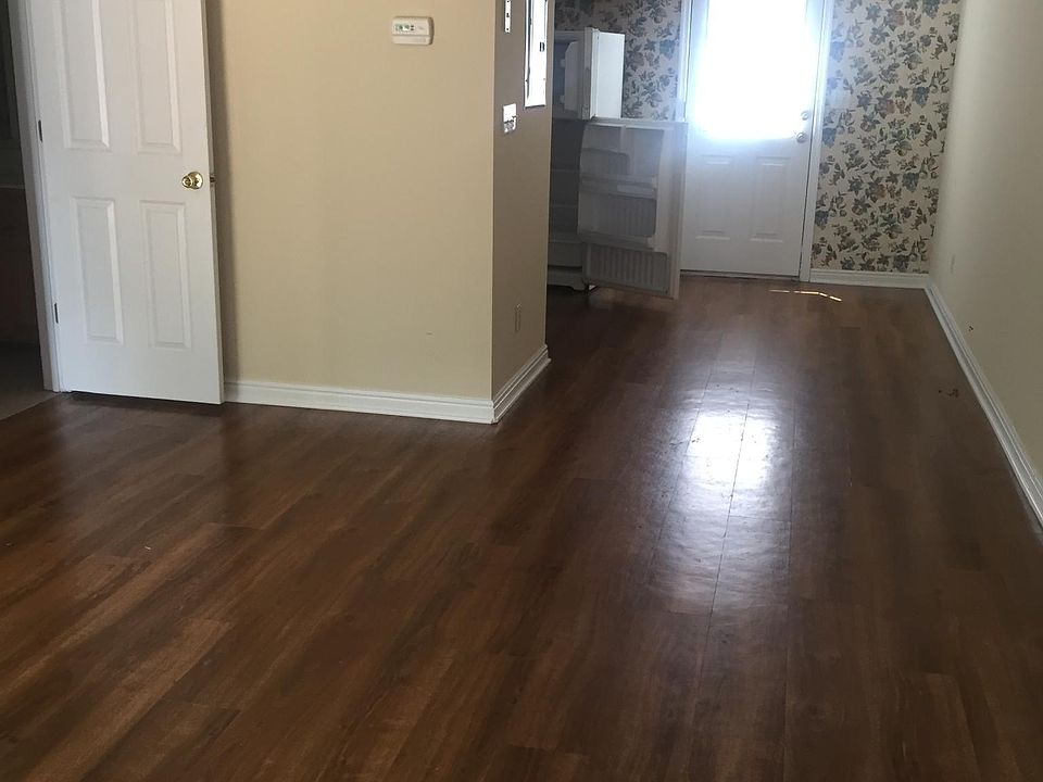 2nd image of 128 E Lelia St APT G