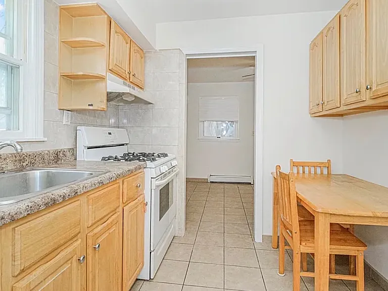 307 Adams Ave #1 — Photo 9