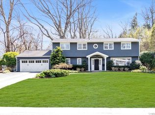 57 Hemlock Rd, Manhasset, NY 11030