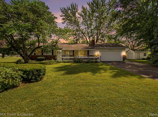 12055 W Pierson Rd, Flushing, MI 48433