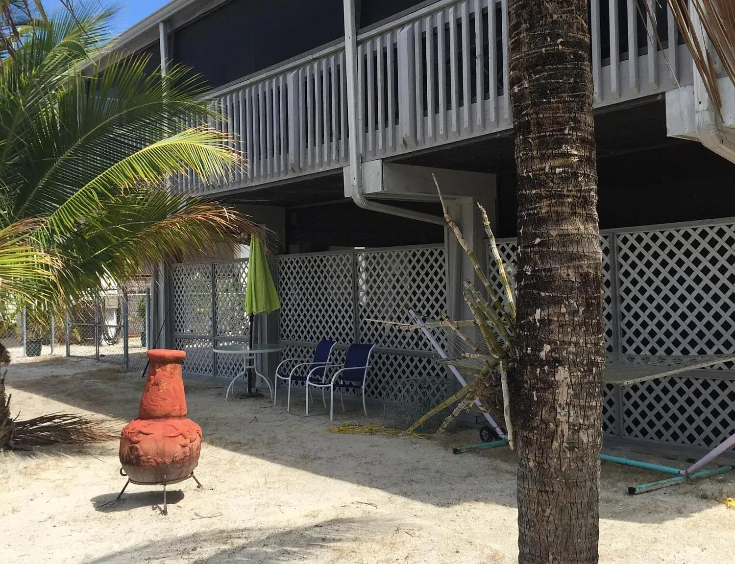 3 bed, 2.0 bath, 1839 sqft, $5,000 — Photo 3