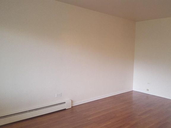 3rd image of 935 Washington Blvd APT D3