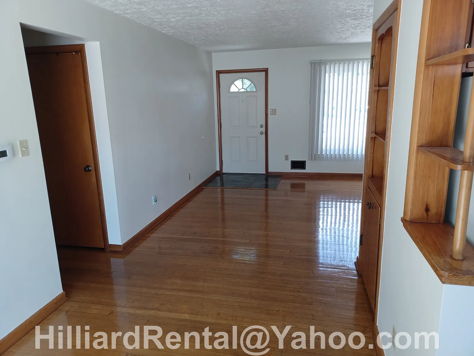 3 bed, 1000 sqft, $1,800 — Photo 2