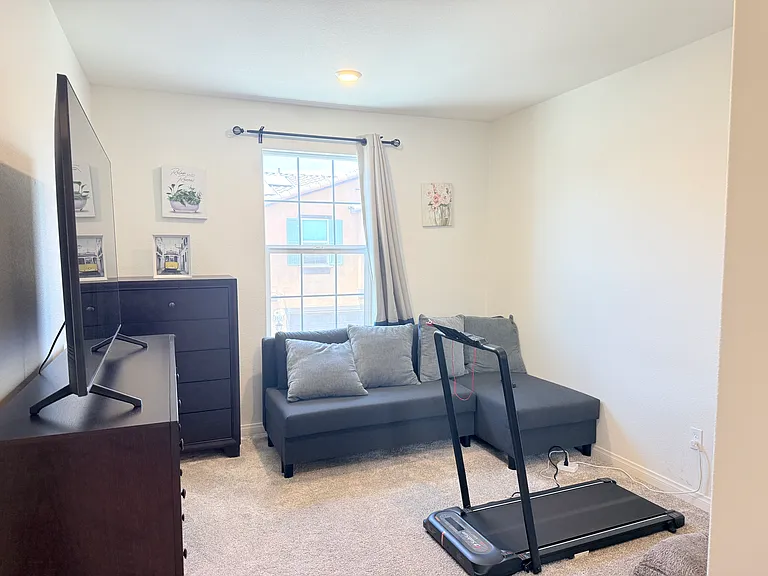3925 E Carmel Privado — Photo 19